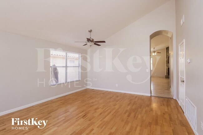 Foto del edificio - 1831 W Wildhorse Dr