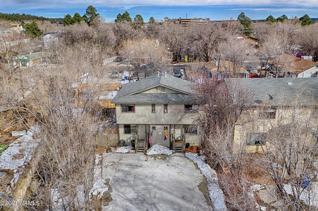 Building Photo - 508 S Fountaine St