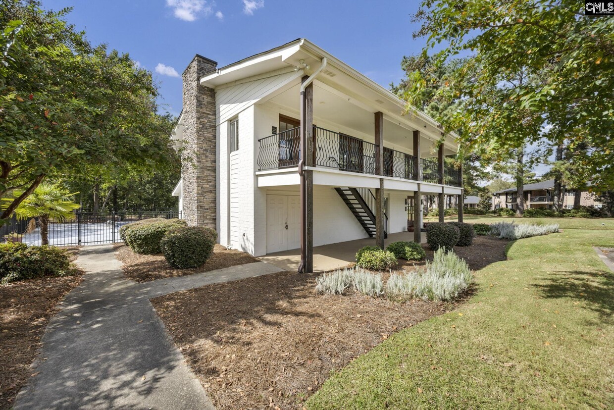 Primary Photo - 6530 Davidson Rd