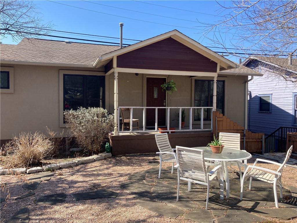 Foto principal - 1203 E 7th St