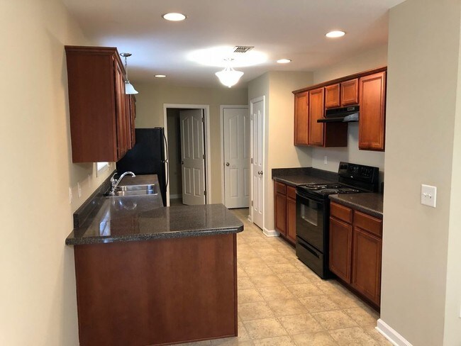 Building Photo - 160 Washer Dr