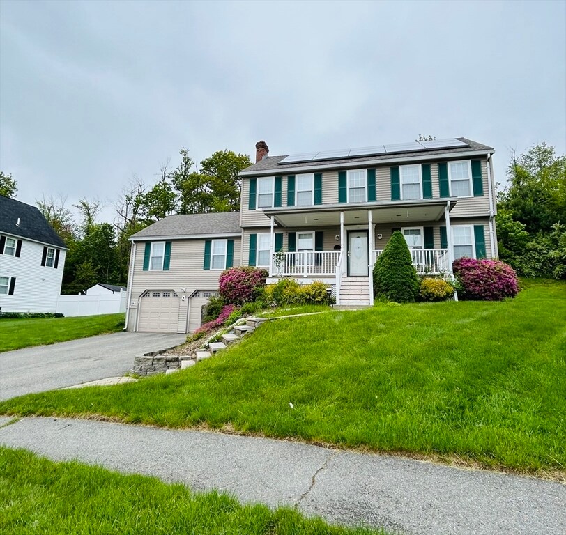 Primary Photo - 35 Fox Meadow Dr