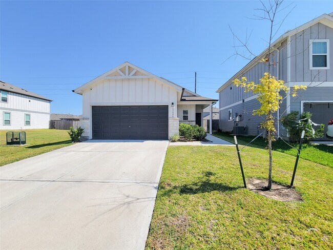 Foto del edificio - 17986 Plow Beam Dr