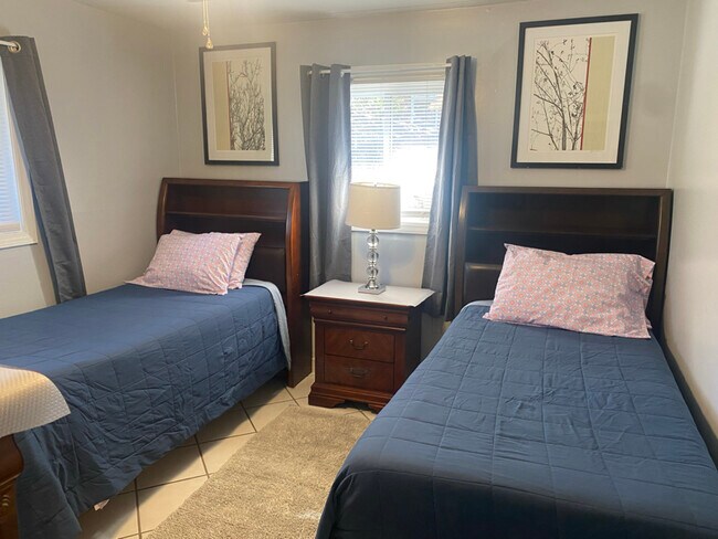 Foto del edificio - 810 Clarendon St