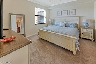 Building Photo - 9735 Acqua Ct