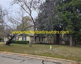 Building Photo - 2485 Cypress Dr