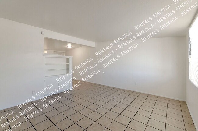 Foto del edificio - 3452 N Geronimo Ave