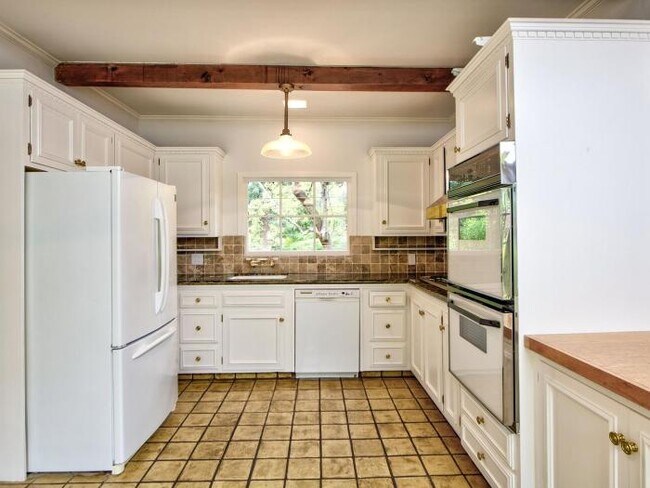 Foto del edificio - 4 bedroom in Mill Valley CA 94941