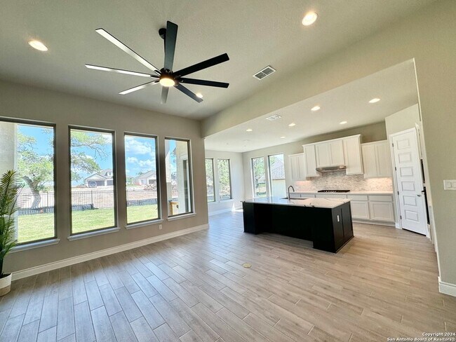 Foto del edificio - 211 Corazon