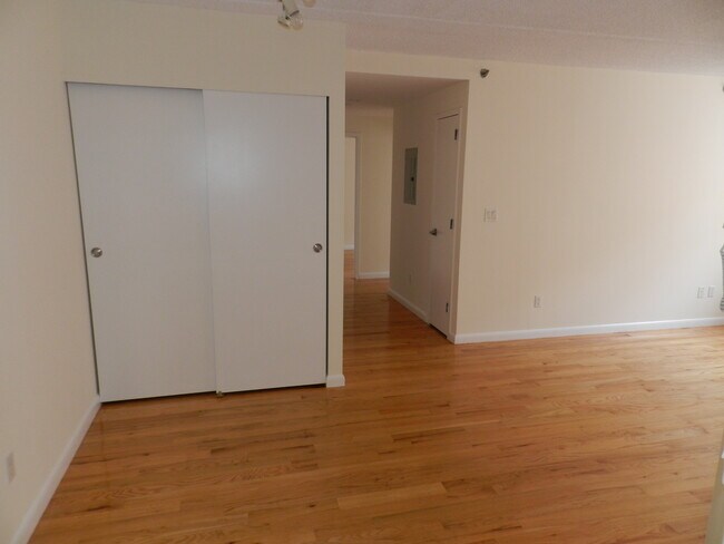 Foto del edificio - 970-941 41st St