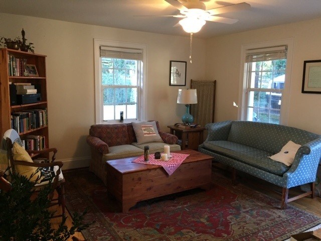 Primary Photo - 110 Raymond Ave