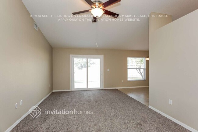 Foto del edificio - 6360 Hampton Pointe Cir