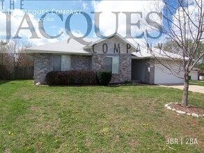 Building Photo - 3495 Leawood Ave