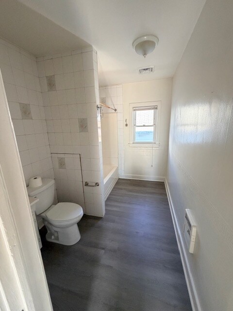 Foto del edificio - 119 Charles Ave