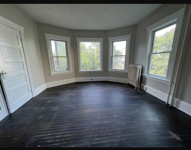 Building Photo - 109 Payson St