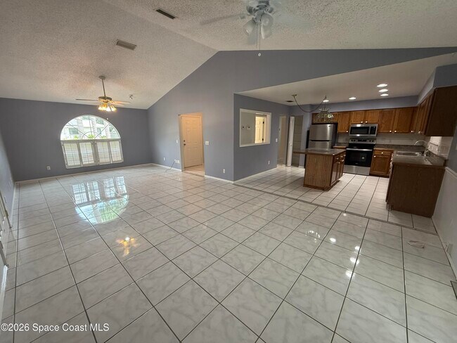 Foto del edificio - 1506 Heartwellville St NW