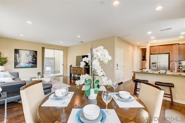 Building Photo - 7890 Altana Way