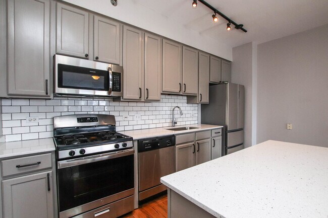 Foto del edificio - 41 E 8th St