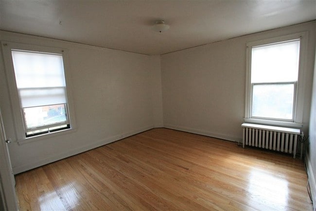 Building Photo - 1 br, 1 bath Apartment - Sonoma Apartments