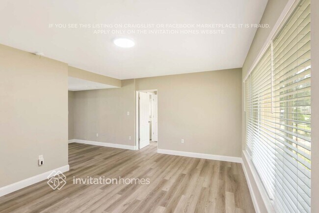 Foto del edificio - 9163 93rd St N