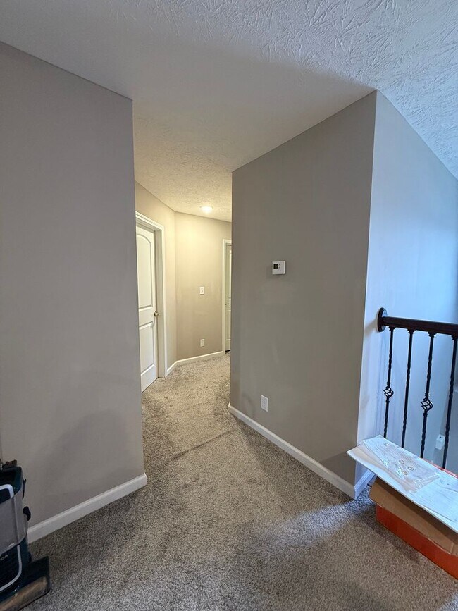 Foto del edificio - 4 BR WITH OFFICE