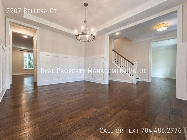 Building Photo - 7207 Bellera Ct