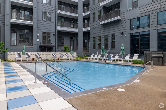 Piscina - Alton Mill District