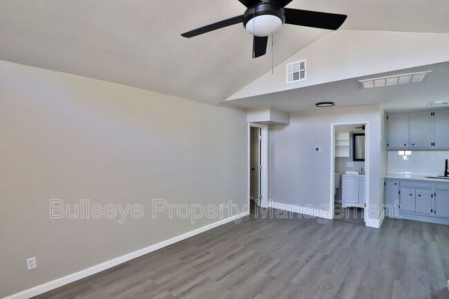 Photo - 1803 North 25th Pl House