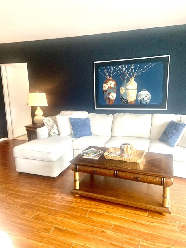 Foto del edificio - 2840 S Ocean Blvd