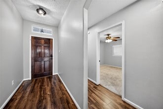 Building Photo - 20515 Spring Bluff Ln