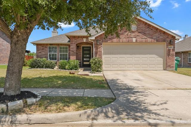 Foto del edificio - 6409 Saddleback Dr
