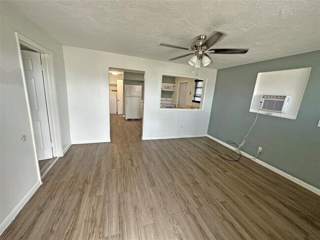 Foto del edificio - 522 NW 11th Ave