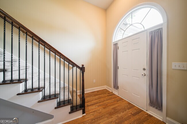 Foto del edificio - 334 Stillwood Dr