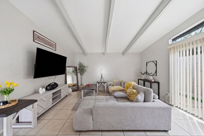 Foto del edificio - 4102 Sherwood Ln