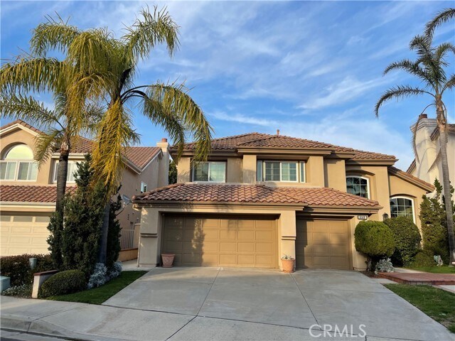 Foto principal - 8149 E Hillsdale Dr