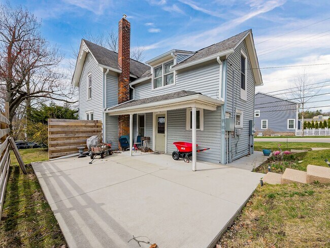 Photo - Welcome to this beautiful 1 bedroom, 1 bat... House