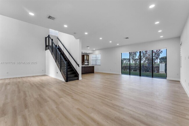 Foto del edificio - 16175 SW 136th Terrace