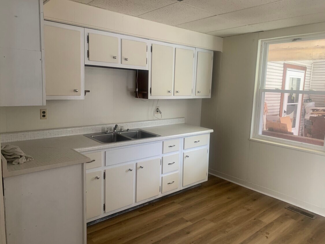 Foto principal - 5843 Washington Ave