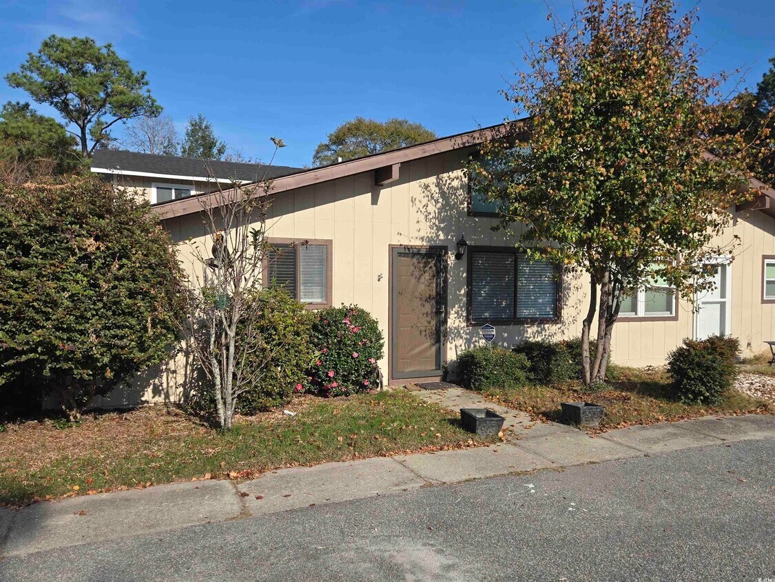 Foto principal - 604 35th Ave N