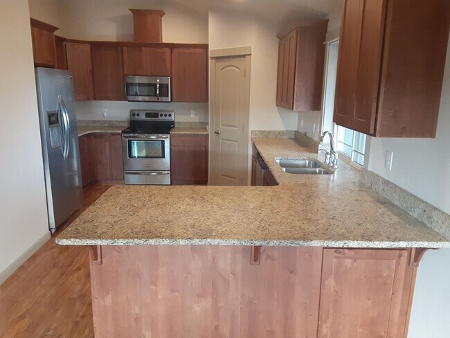 Foto del edificio - 3 Bedroom 2 Bath House with 7 Acres Horse Property