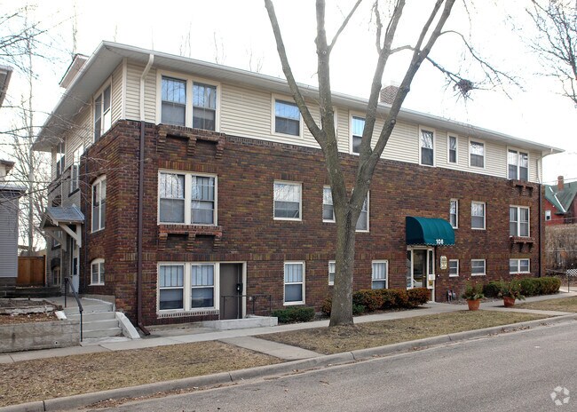 Building Photo - 108 Pierce St