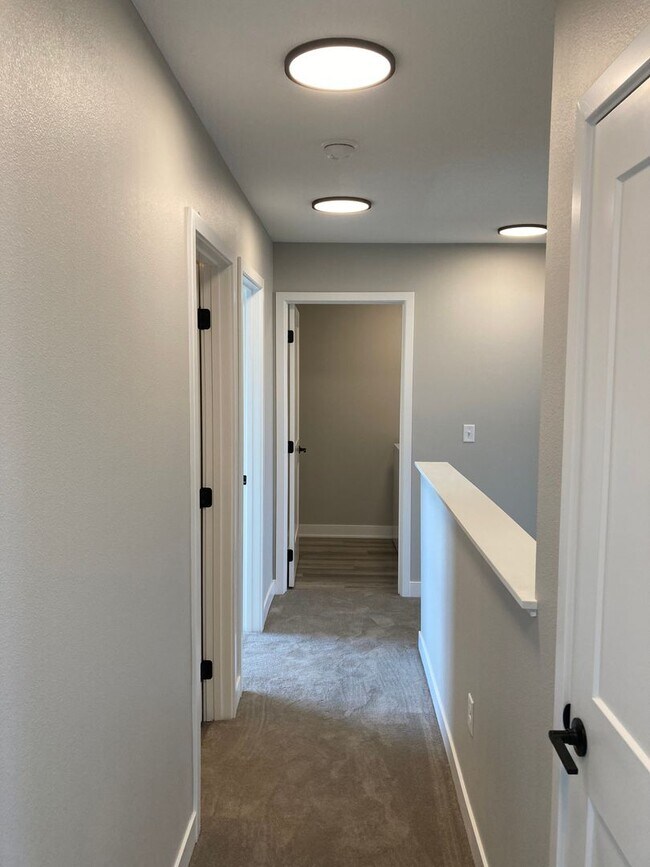 Building Photo - Brand New 4 bedroom home in Grimes- Sign a...