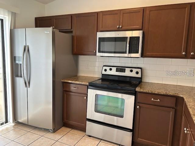 Foto del edificio - 98 Pine Island Cir