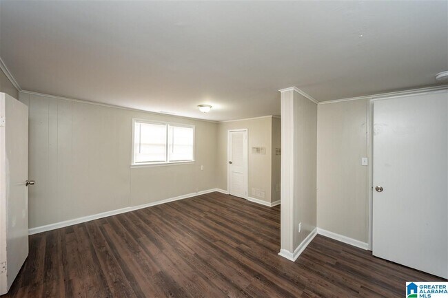 Building Photo - 203 N Cannon Ave