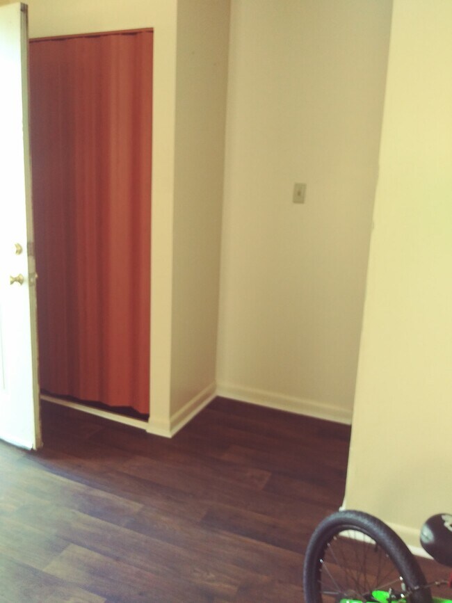 Building Photo - 105 East Allen Street, Unit 206