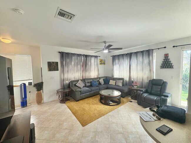 Foto del edificio - 91-1033-1033 Kanela St