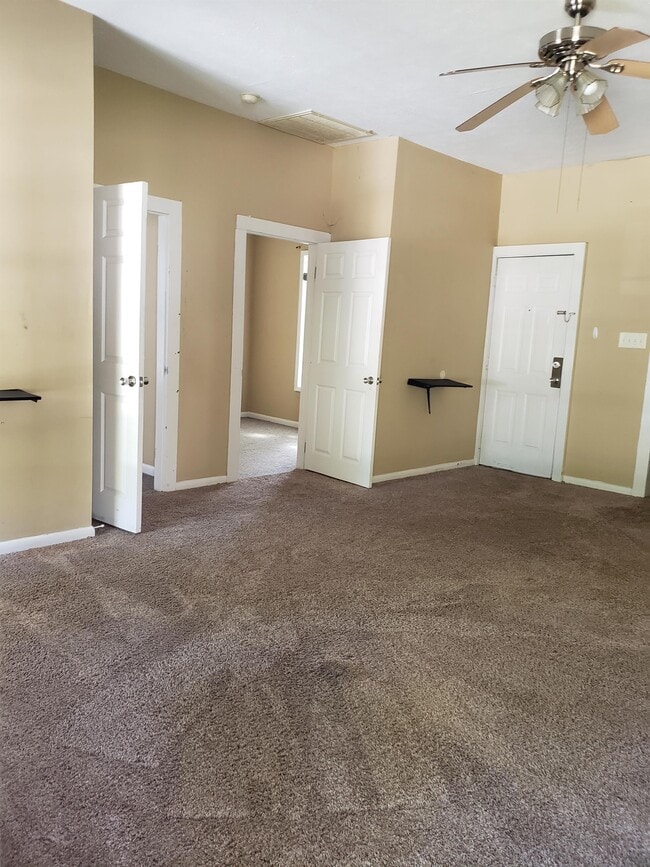 Foto del edificio - 3952 Ellison St