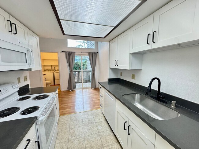 Foto del edificio - AK Duplex