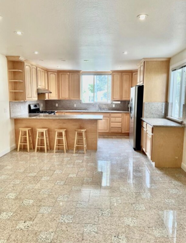 Foto principal - 660 22nd Ave