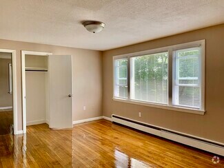 Building Photo - 25 Walker Ave Ext